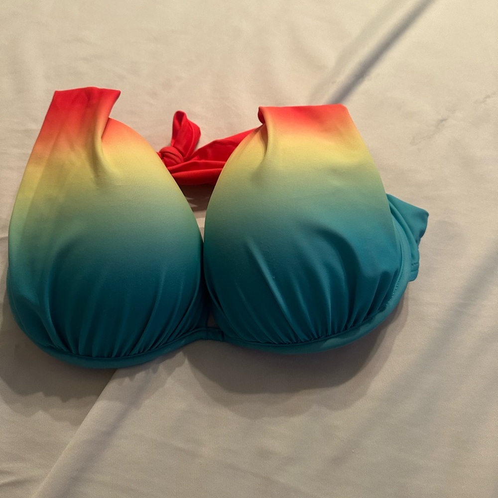 Venus bikini top